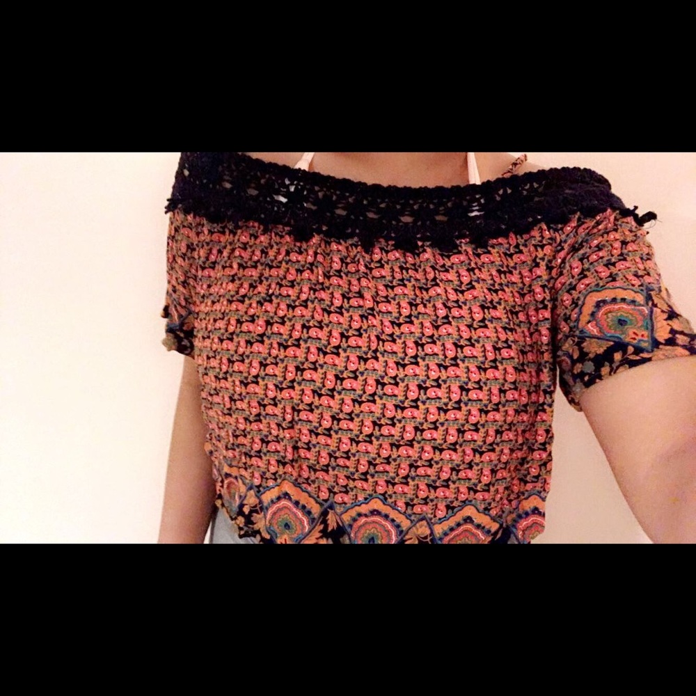 LA HEARTS CROP TOP!! Rarely used!!